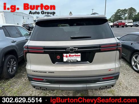 Used 2026 Chevrolet Traverse Z71 w/ Driver Confidence Package AWD/4WD image 6