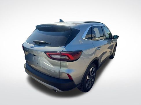 Used 2024 Ford Escape Platinum image 7