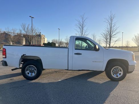 Used 2009 GMC Sierra 1500 W/T w/ SL Package image 6
