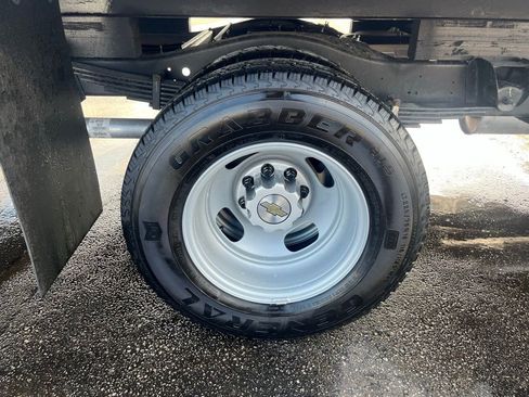 New 2026 Chevrolet Express 3500 Work Van w/ Power Convenience Package image 21