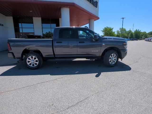 New 2026 RAM 3500 Big Horn AWD/4WD image 39