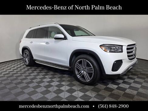 Certified 2025 Mercedes-Benz GLS 450 4MATIC image 5