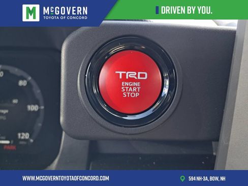 Used 2025 Toyota Tacoma TRD Off-Road AWD/4WD image 27