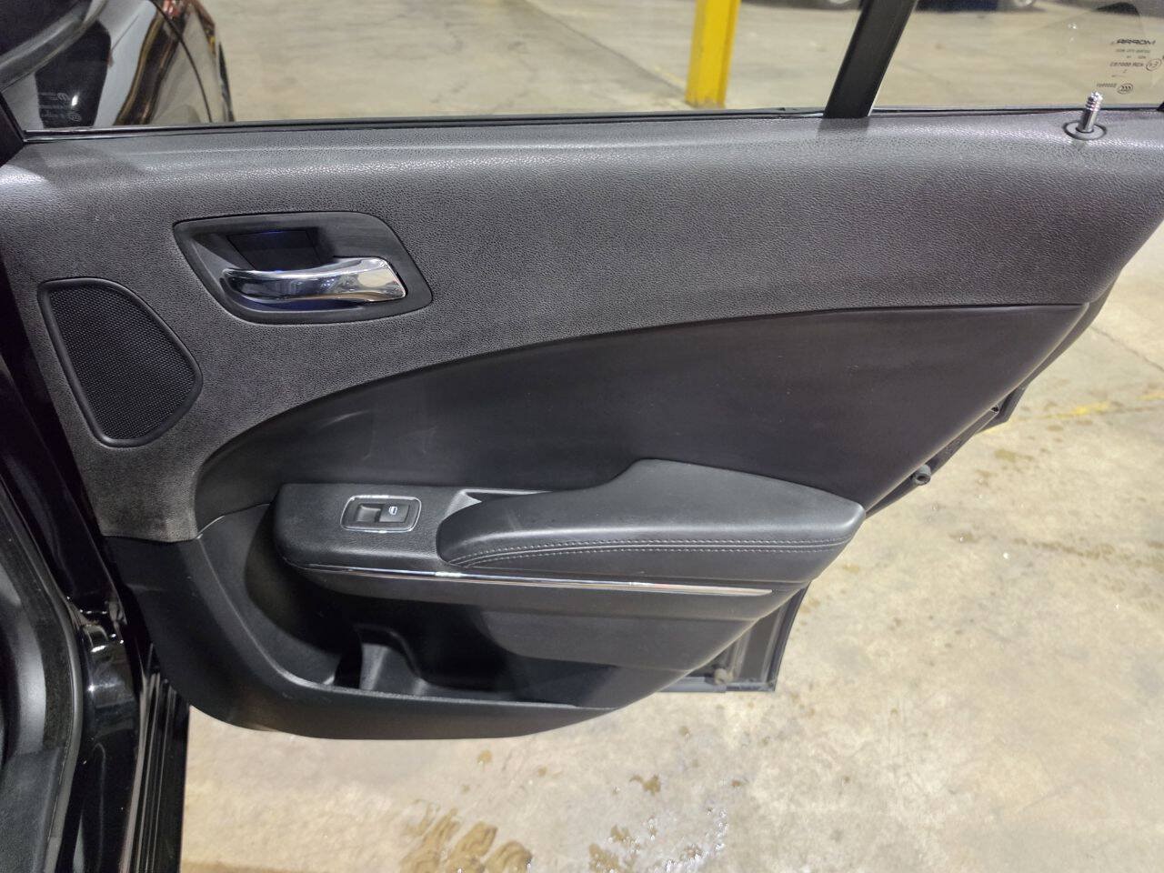 Used 2014 Dodge Charger SXT w/ Blacktop Package RWD image 31