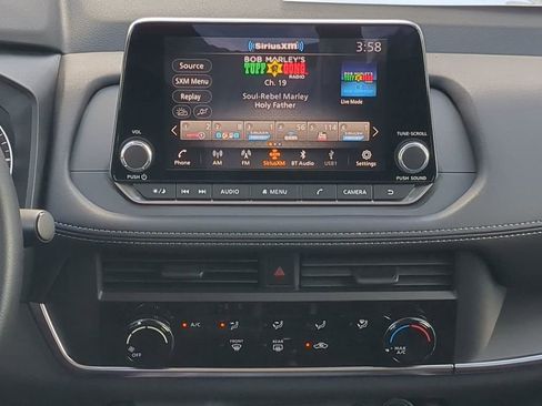 New 2026 Nissan Rogue S image 17