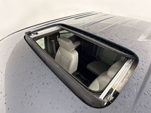 Used 2021 Chevrolet Silverado 1500 RST image 22