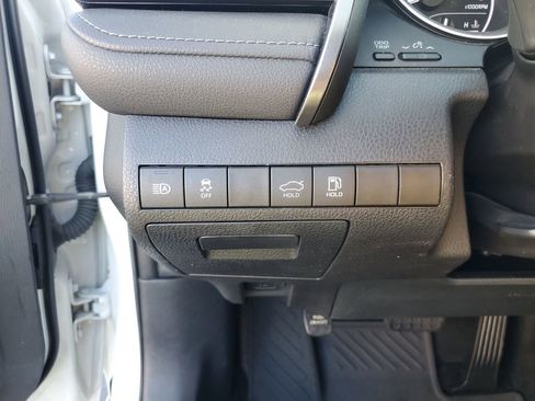 Used 2023 Toyota Camry LE image 24