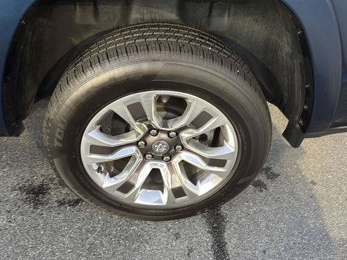 Used 2022 RAM 1500 Limited image 34