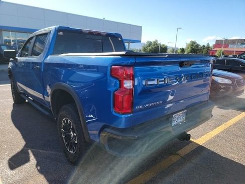 Used 2022 Chevrolet Silverado 1500 ZR2 w/ Technology Package AWD/4WD image 6