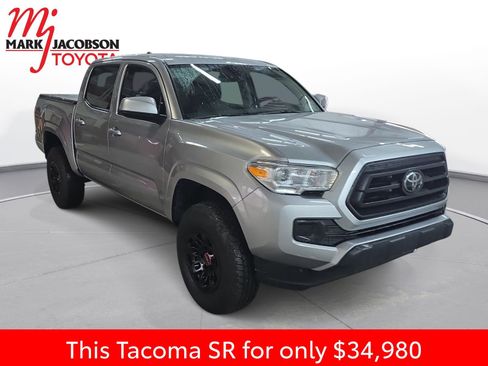 Used 2022 Toyota Tacoma SR image 5