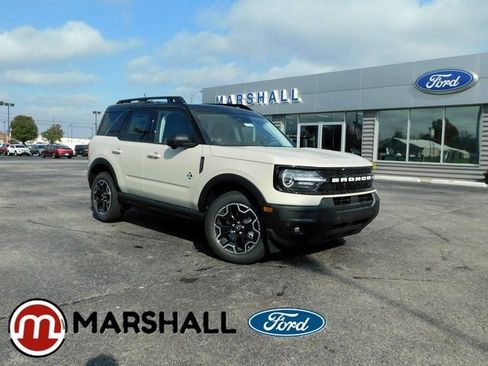 New 2025 Ford Bronco Sport Outer Banks w/ Outer Banks Tech Package+ AWD/4WD image 1