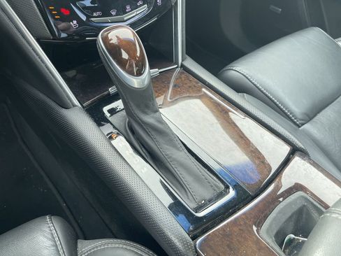 Used 2017 Cadillac XTS Luxury FWD image 17