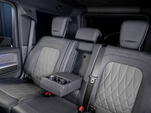Certified 2024 Mercedes-Benz G 550 image 27