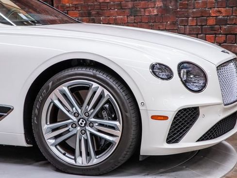 Used 2023 Bentley Continental GT Mulliner AWD/4WD image 15