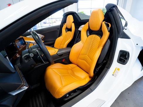 Used 2021 Chevrolet Corvette Stingray Preferred Conv w/ Battery Protection Package RWD image 34
