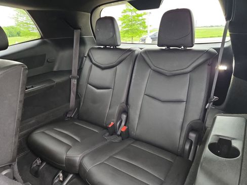 Used 2024 Cadillac XT6 Luxury w/ LPO, Floor Liner Package AWD/4WD image 36