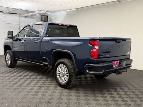 Used 2022 Chevrolet Silverado 2500 High Country w/ Z71 Off-Road Package image 3