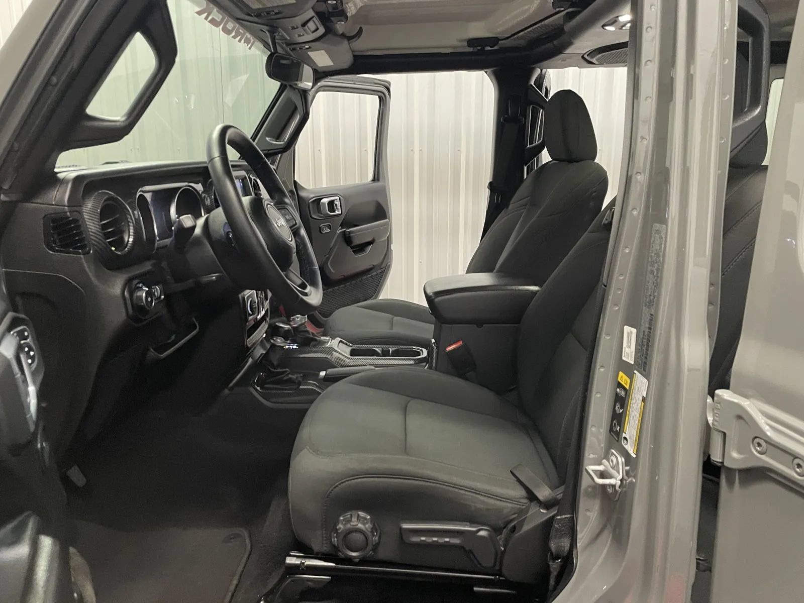 Used 2021 Jeep Wrangler Unlimited Sport AWD/4WD image 34