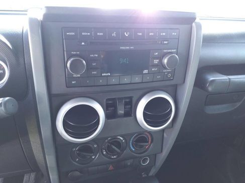 Used 2008 Jeep Wrangler Sahara w/ PWR Convenience Group image 12