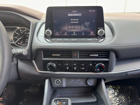 Used 2023 Nissan Rogue S FWD image 21