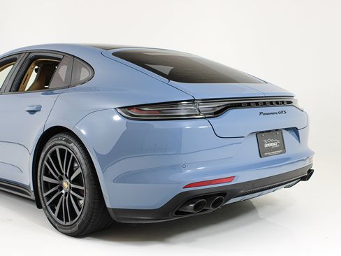 Used 2023 Porsche Panamera GTS AWD/4WD image 5
