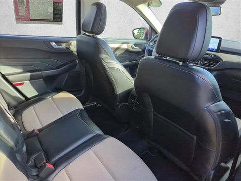 Used 2021 Ford Escape Titanium w/ Titanium Premium Package image 24