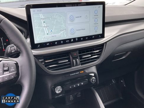 Used 2025 Ford Escape SE image 42