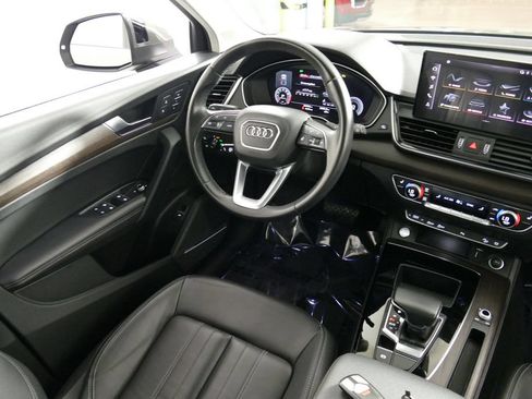 Used 2023 Audi Q5 2.0T Premium Plus w/ Premium Plus Package AWD/4WD image 25