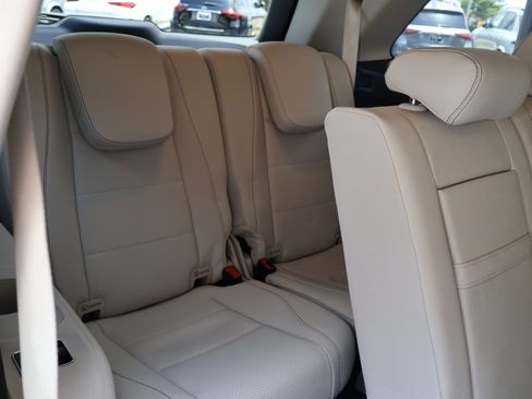 Certified 2020 Mercedes-Benz GLS 450 4MATIC image 28