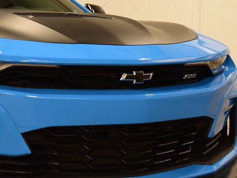 Used 2023 Chevrolet Camaro SS RWD image 12