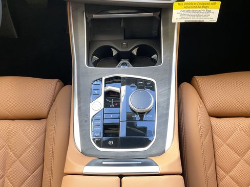 New 2026 BMW X5 xDrive40i w/ Climate Comfort Package image 19