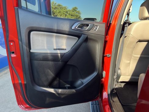 Used 2022 Ford Ranger Lariat w/ Equipment Group 501A High image 21