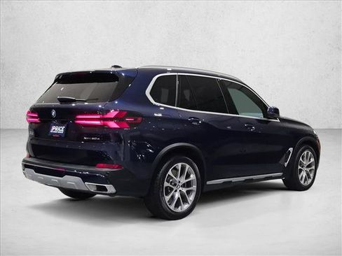Used 2026 BMW X5 xDrive50e w/ Climate Comfort Package AWD/4WD image 5