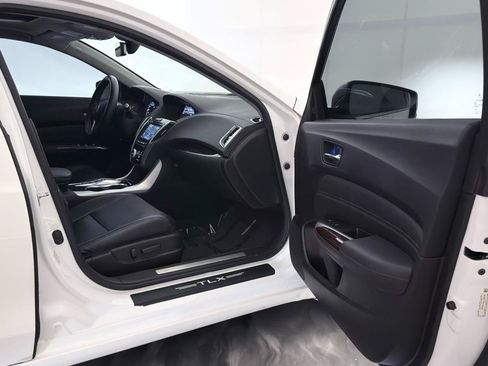 Used 2015 Acura TLX V6 w/ Advance Package FWD image 24