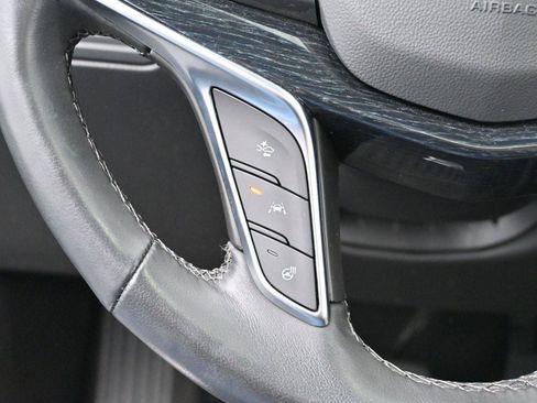 Used 2025 Cadillac XT5 Premium Luxury AWD/4WD image 18