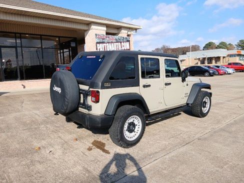 Used 2017 Jeep Wrangler Unlimited Sport w/ Quick Order Package 24S image 3