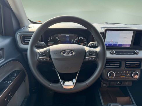 Used 2024 Ford Maverick Lariat AWD/4WD image 14