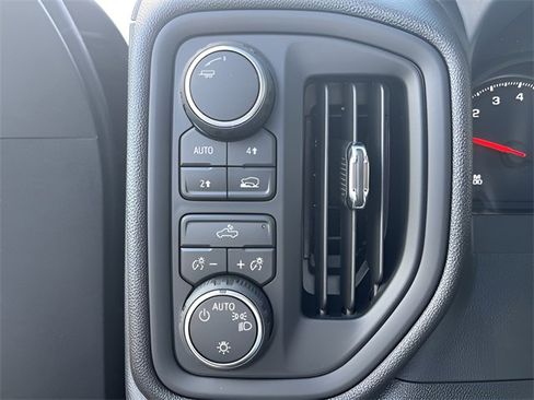 New 2026 Chevrolet Silverado 1500 Custom w/ Turbomax Blackout Package image 21