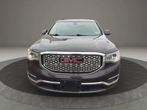 Used 2018 GMC Acadia Denali w/ Technology Package image 2