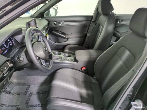 Certified 2025 Honda Civic Sport image 13