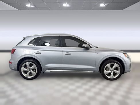 Certified 2023 Audi Q5 2.0T Premium Plus w/ Premium Plus Package AWD/4WD image 8