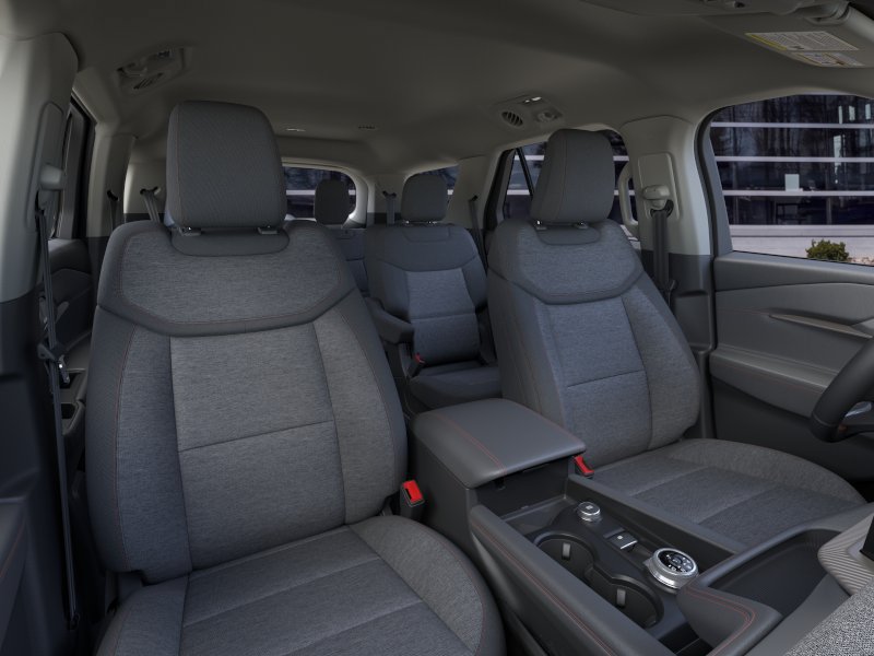 Used 2026 Ford Explorer Active AWD/4WD image 10