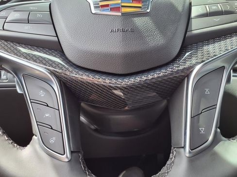 New 2025 Cadillac XT5 Sportv w/ Technology Package image 24