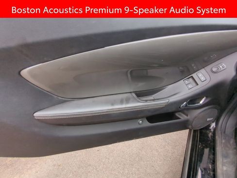 Used 2013 Chevrolet Camaro LT RWD image 8