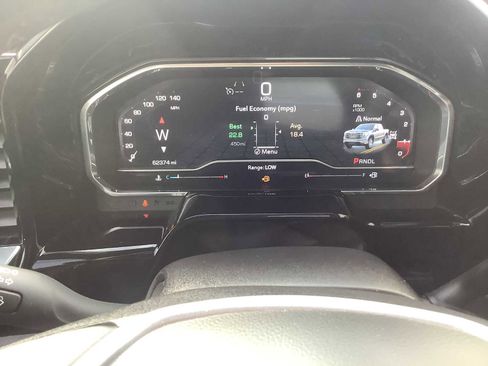 Used 2023 GMC Sierra 1500 SLE image 18