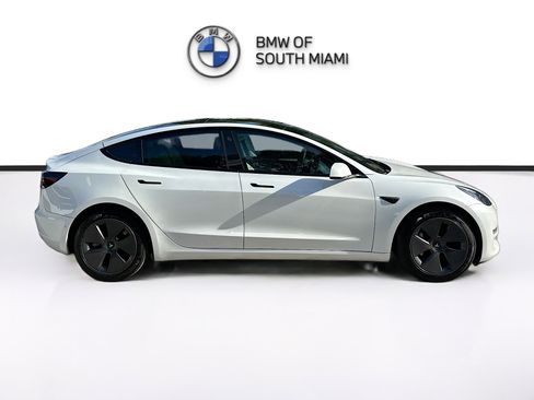 Used 2022 Tesla Model 3 image 8