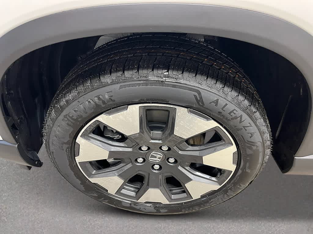 New 2026 Honda Pilot Touring image 11