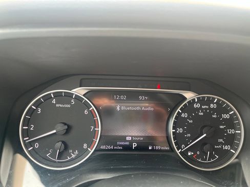 Used 2021 Nissan Rogue SV FWD image 12
