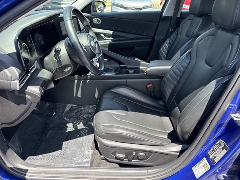 Used 2024 Hyundai Elantra Limited FWD image 30