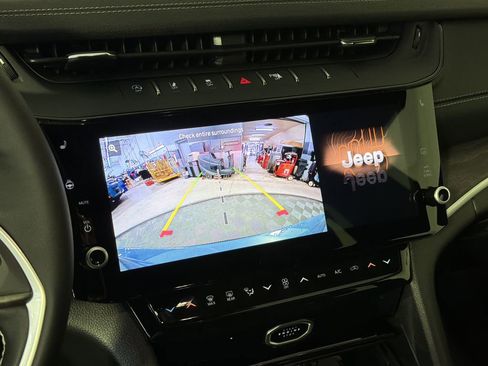 New 2026 Jeep Grand Cherokee L Limited image 20